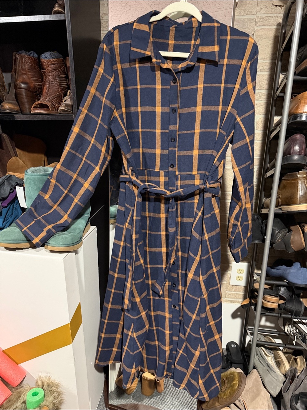 Plaid Button-Front Shirt Dress with Tie Waist - Navy & Camel